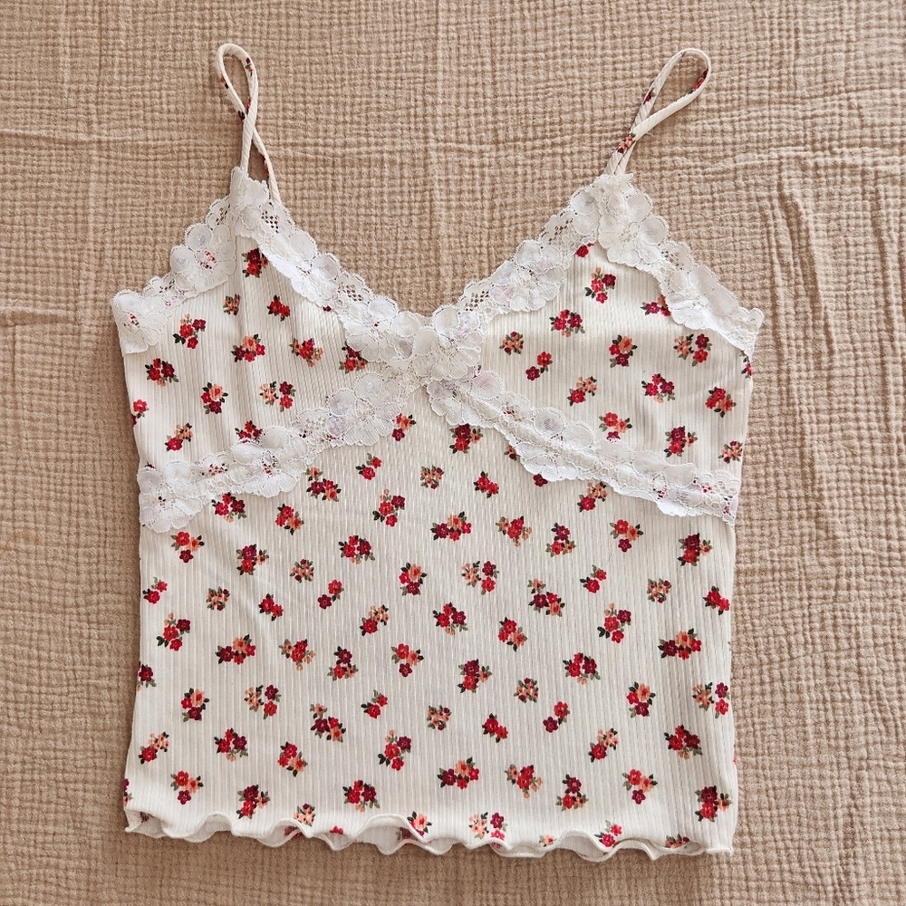 Wild Love Floral Lace Trim Cami Top Y2k Vibes